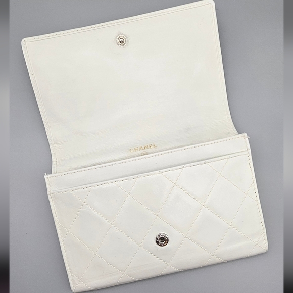 💮CHANEL Cambon White Wallet 💮 - Picture 6 of 17